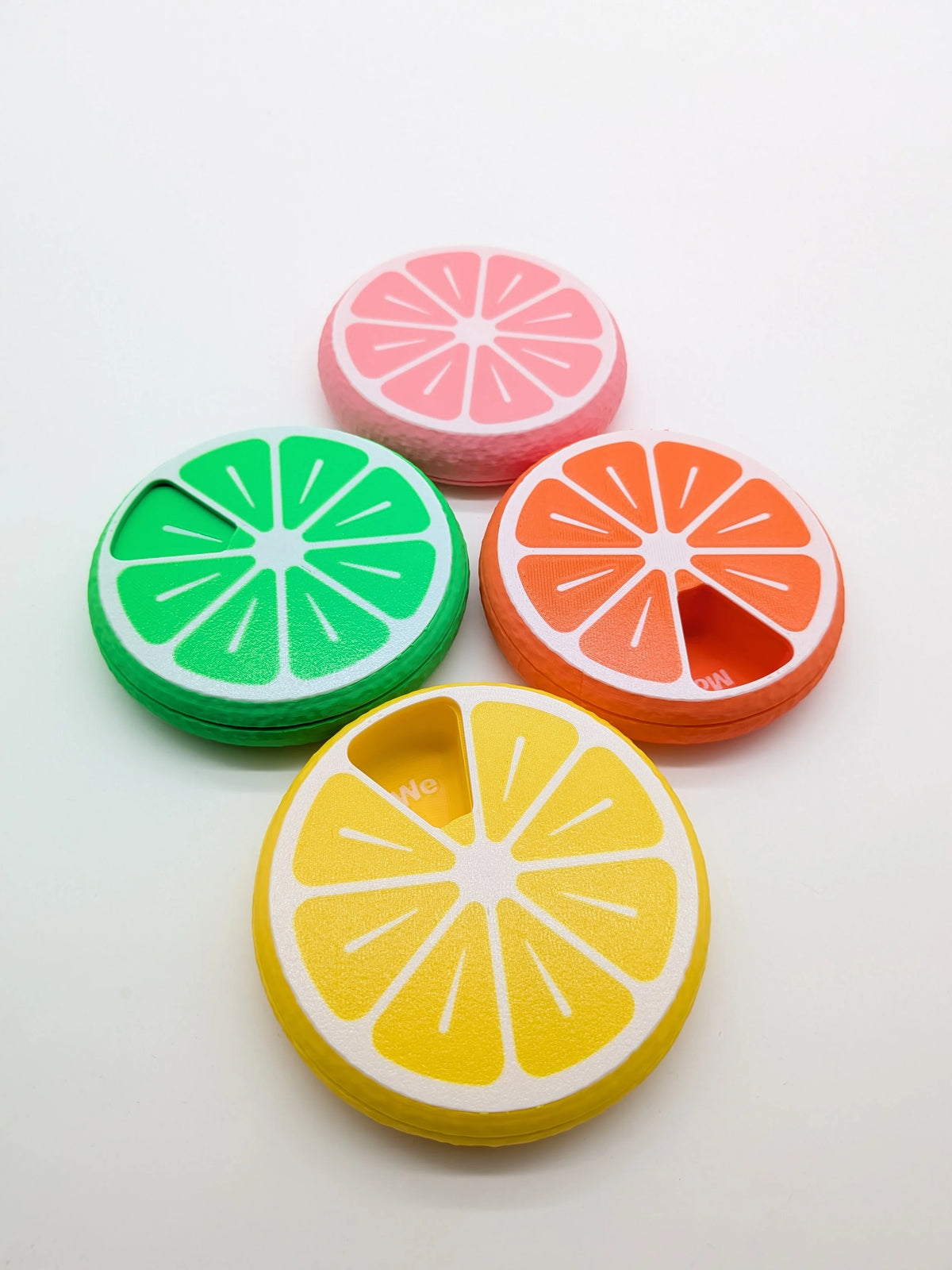Loopfruit – The Citrus Pill Organizer