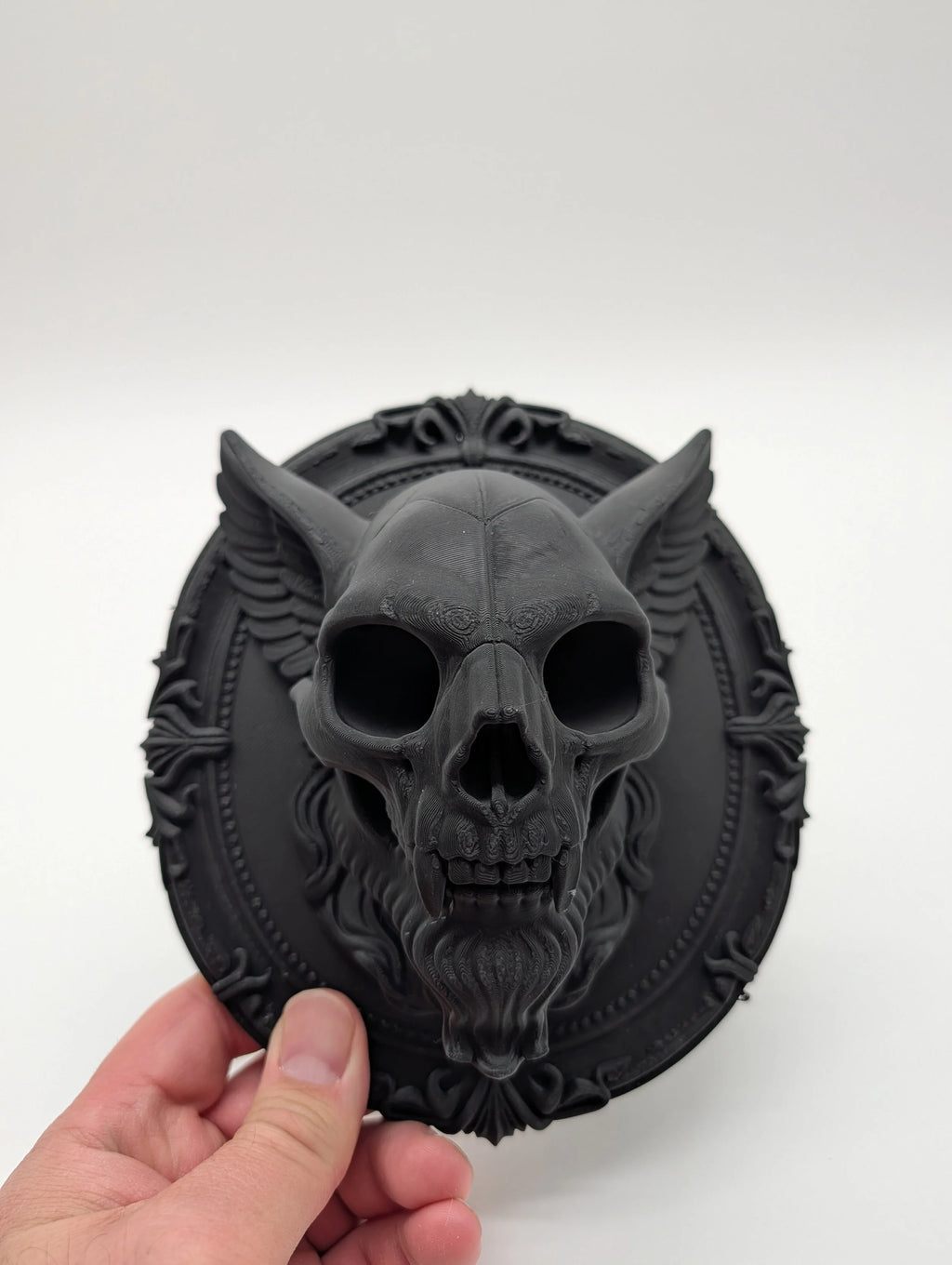 Gothic Vampiric Gargoyle Wall Art – Dark Fantasy Skull Decor