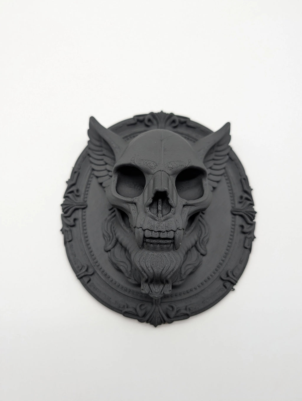 Gothic Vampiric Gargoyle Wall Art – Dark Fantasy Skull Decor