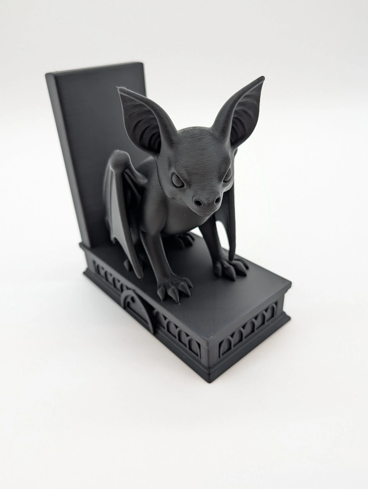 Gothic Bat Bookends – Dark Fantasy Shelf Decor