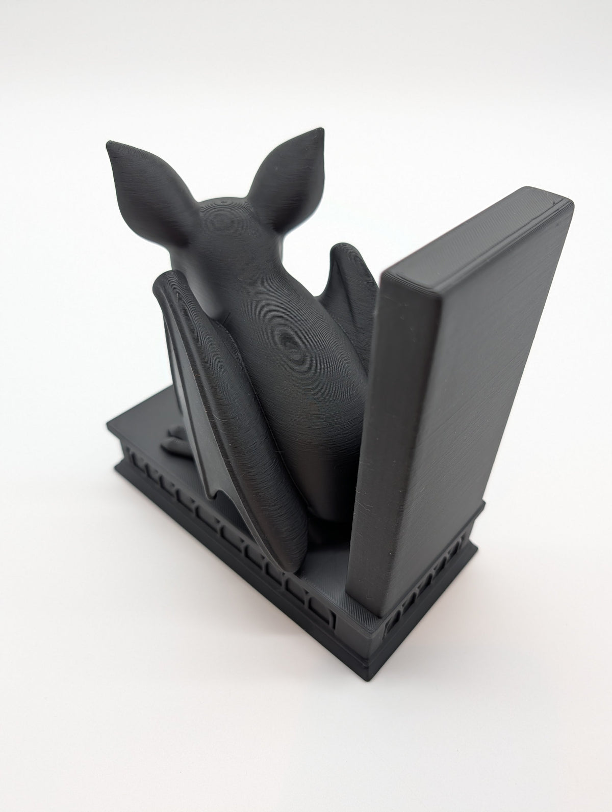 Gothic Bat Bookends – Dark Fantasy Shelf Decor