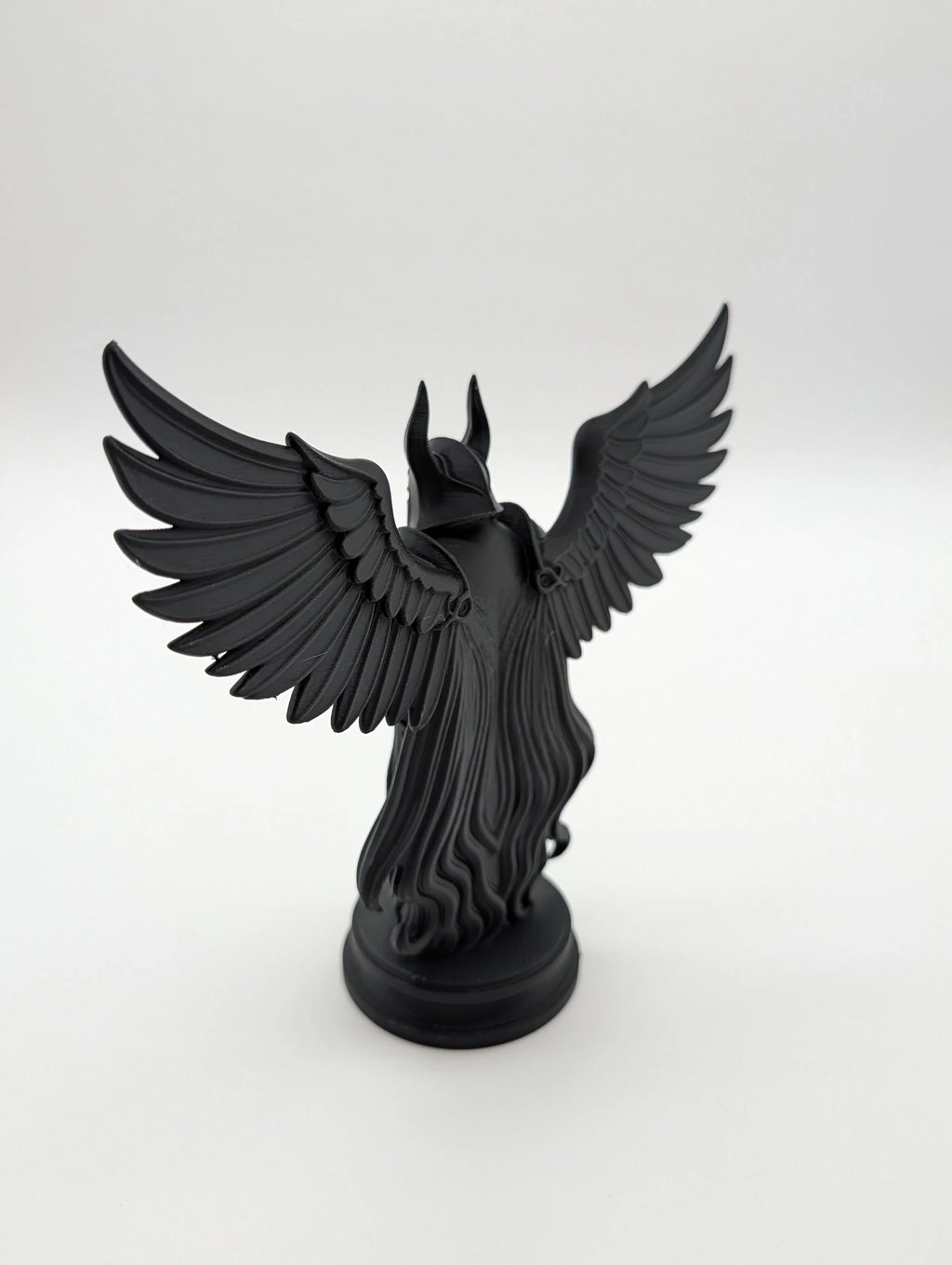 Winged Dark Knight – Gothic Guardian Statue