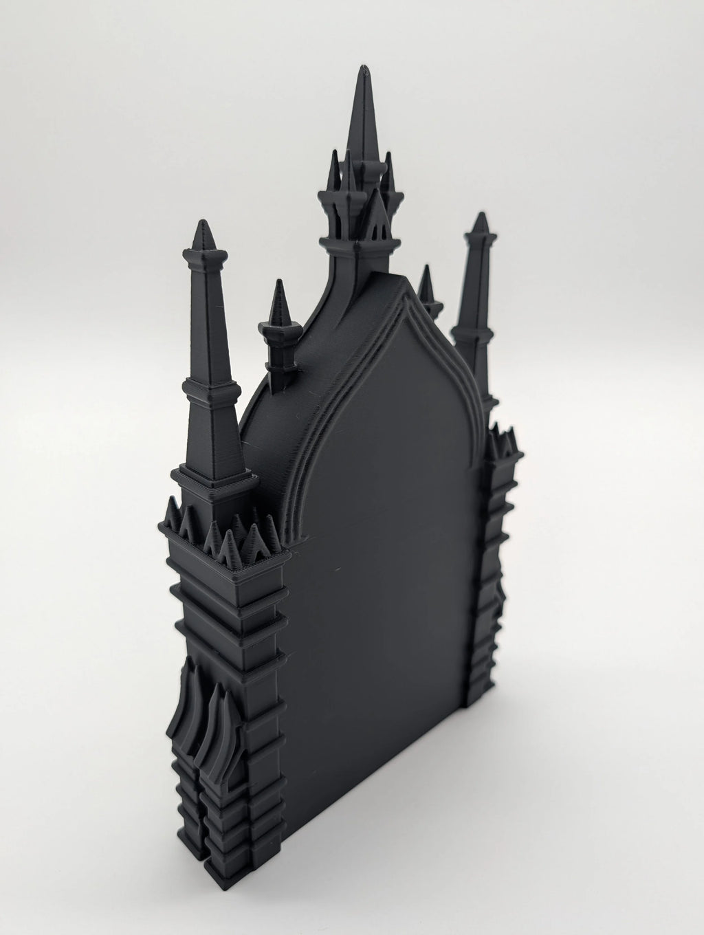 🕯️ Gothic Cathedral Shelf – 3D Printed Architectural Display
