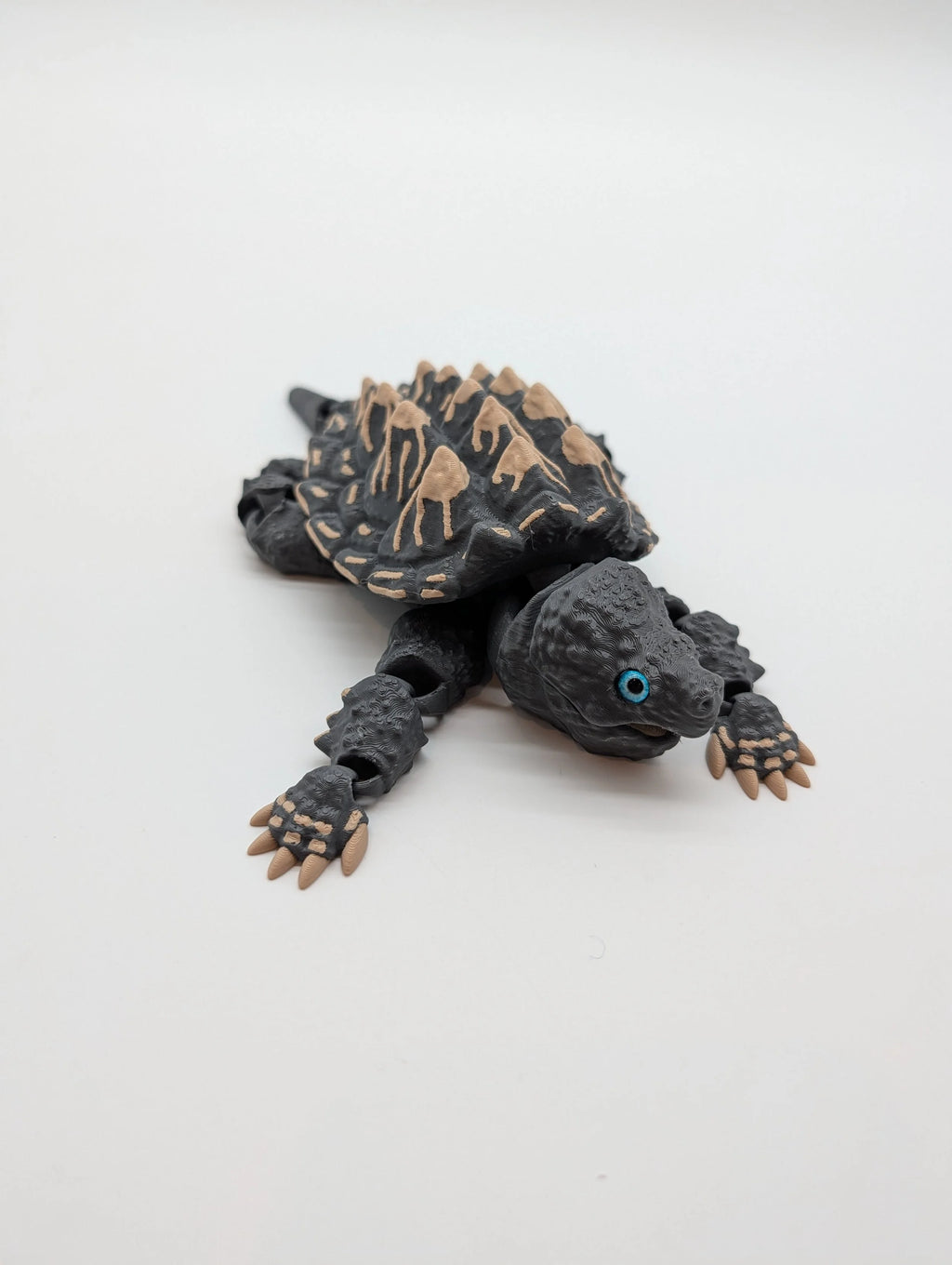 Lifelike Reptiles & Critters – Poseable Collectible Figures