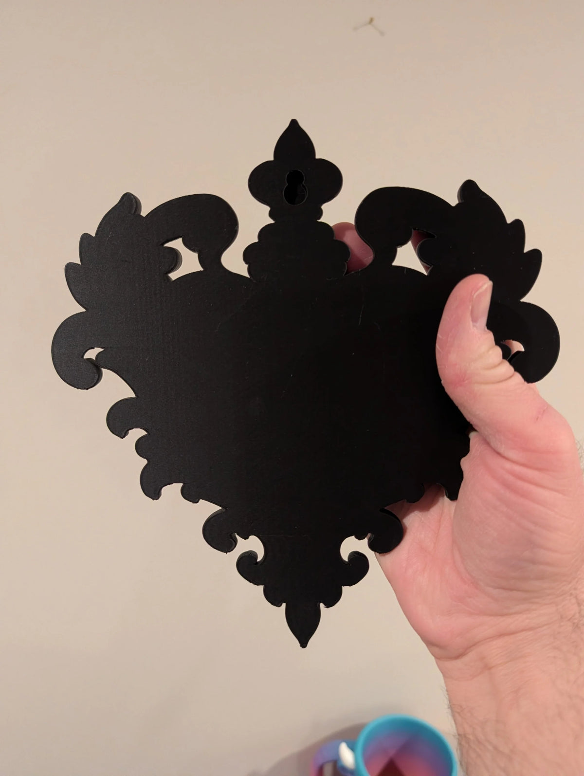 Dark Gothic Heart Wall Plaque – Baroque Style Decor