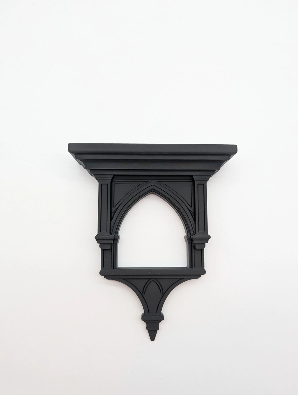 Gothic Arch Wall Corbel – Cathedral-Inspired Wall Decor