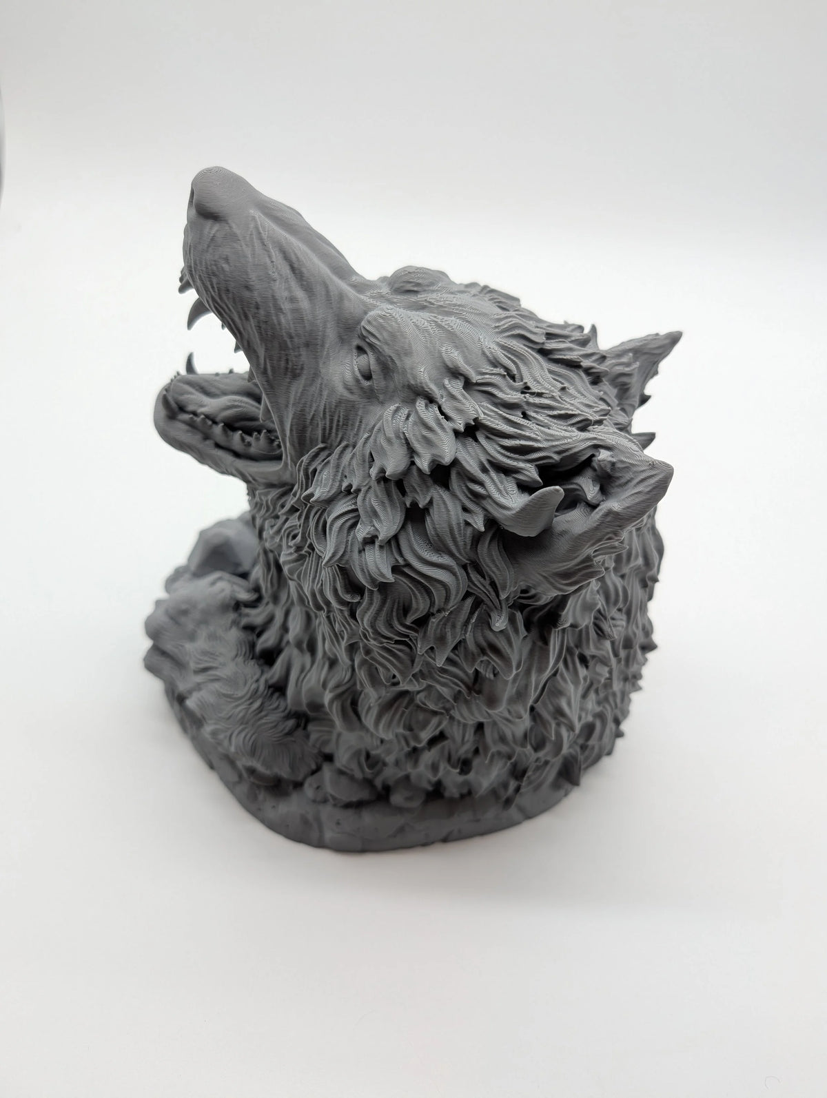 Wolf Head Dice Tower – Ferocious Tabletop Dice Roller