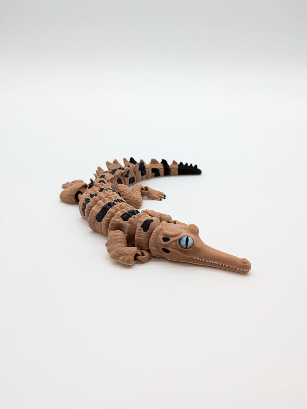 Lifelike Reptiles & Critters – Poseable Collectible Figures