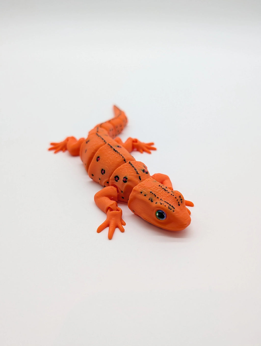 Lifelike Reptiles & Critters – Poseable Collectible Figures