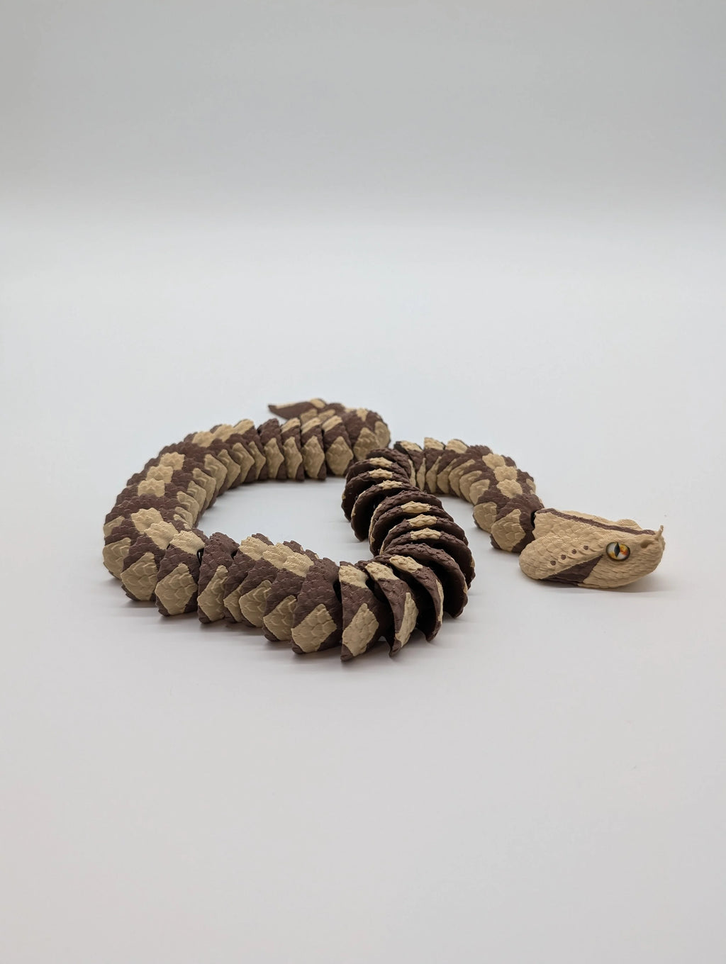 Lifelike Reptiles & Critters – Poseable Collectible Figures