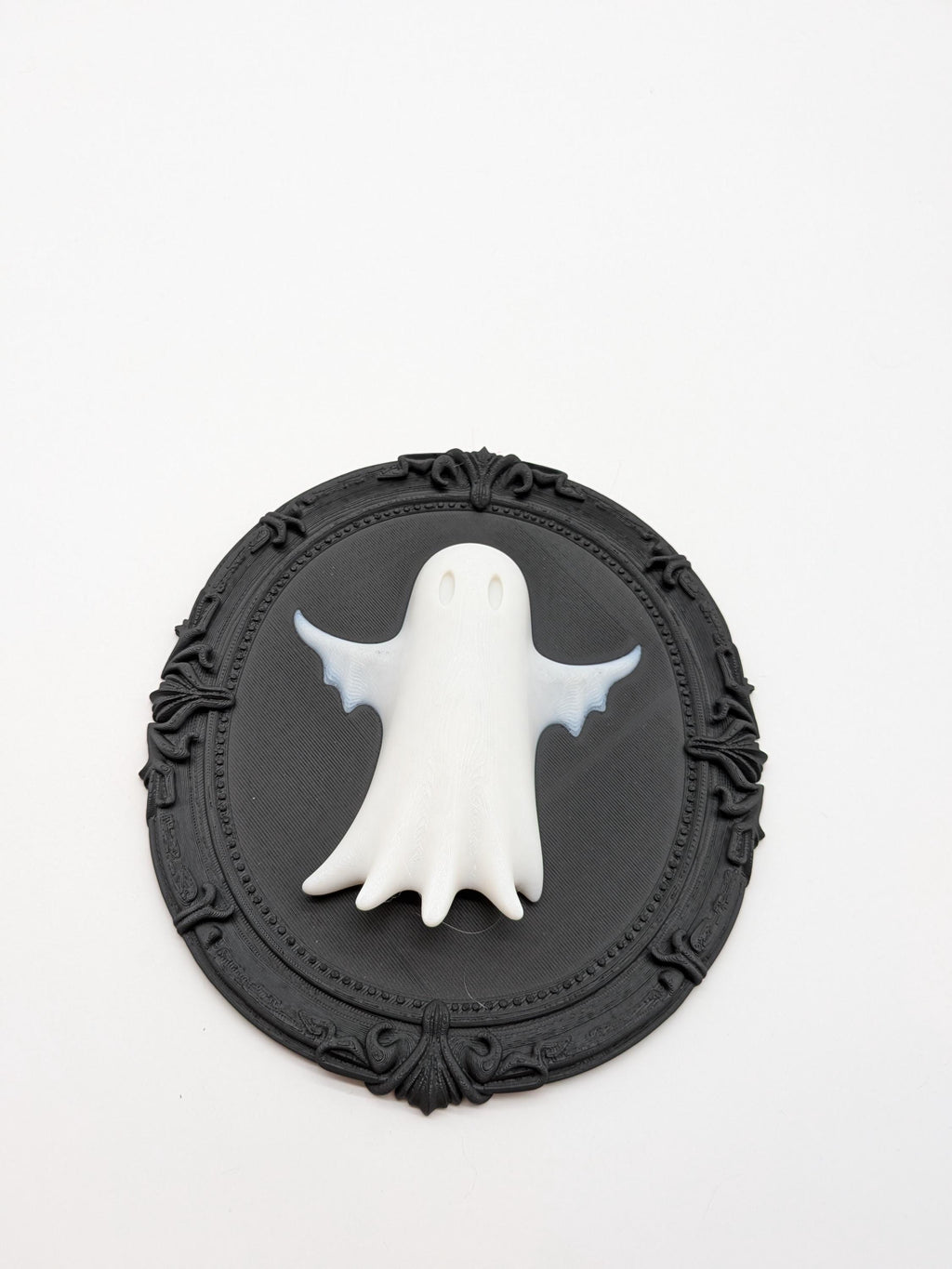 3D Printed Gothic Ghost Frame – Spooky Halloween Wall Art